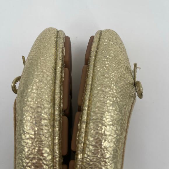 TORY BURCH Laila 2 Driver 7.5 Flats Crinkle Sparkle Gold Shoes Bow Leather - Picture 10 of 14